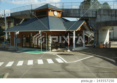 阿佐海岸鉄道(DMV ディアルモービル)からの車窓風景 甲浦駅 阿佐海岸鉄道(DMV ディアルモービル)からの車窓風景 甲浦駅 143557150