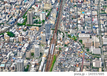 大阪伊丹空港離陸後、JR西宮駅、芦屋浜上空(2026年9月撮影) 大阪伊丹空港離陸後、JR西宮駅、芦屋浜上空(2026年9月撮影) 143557895