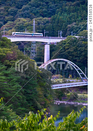 渓谷の野岩鉄道 渓谷の野岩鉄道 143558516