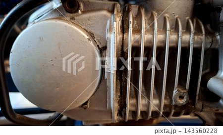 Motorcycle Engine Cylinder Head Cooling Fins    143560228