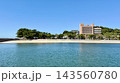 秋晴れの青空が水面に映える恵比寿海水浴場〈吉良ワイキキビーチ/愛知県西尾市〉 143560780