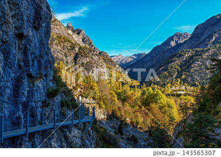 Panticosa metal walkway, Pasarelas de Panticosa. Footpath of the metal footbridge in Panticosa in the Pyrenees, Spain Panticosa metal walkway, Pasarelas de Panticosa. Footpath of the metal footbridge in Panticosa in the Pyrenees, Spain 143565307