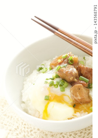 焼きとり丼 143568791