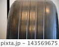 タイヤのトレッド 143569675