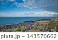 秋空の午後、日本の富山県黒部川扇状地 143570662
