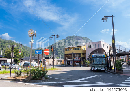 駅前風景 大月駅 駅前風景 大月駅 143575608