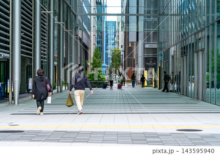 【東京都】スタイリッシュな外観が印象的な東京ミッドタウン八重洲 【東京都】スタイリッシュな外観が印象的な東京ミッドタウン八重洲 143595940