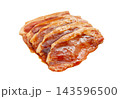 豚ロース肉を焼肉のタレに漬けて下準備【白背景・切り抜き】 143596500