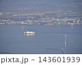 北海道函館市函館港を出港する津軽海峡フェリーの朝の風景を撮影 143601939