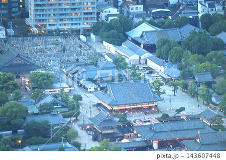 Temple Serenity from Abeno Harukas at Dusk Temple Serenity from Abeno Harukas at Dusk 143607448