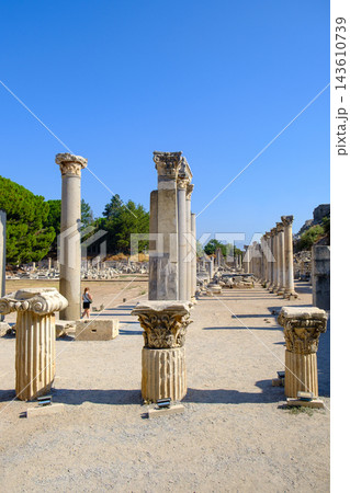Row of Ancient Marble Columns Along the Colonnaded Street 143610739