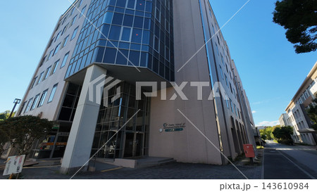 大阪大学 大阪大学 143610984