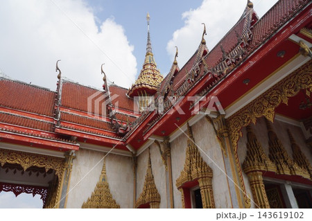 タイ プーケットのワット シャロン寺院 タイ プーケットのワット シャロン寺院 143619102