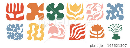 Abstract organic shape collection inspired by flowers leaves and botanical forms. Bold minimal graphic elements create a playful modern set for branding posters stickers and creative design projects. 143621307