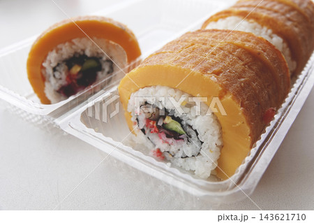 銚子名物 手作り伊達巻鮨 銚子名物 手作り伊達巻鮨 143621710