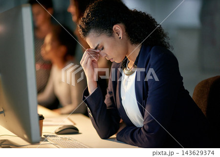 Woman, desk and stress in office with headache, fatigue and overworked in workplace. Burnout, computer or brain fog for financial manager person, migraine pain and technology for frustrated employee 143629374