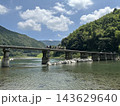 四万十川に架かる沈下橋 143629640