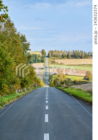 北海道美瑛の丘 北海道美瑛の丘 143632574