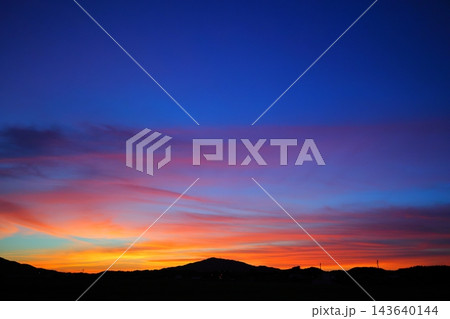 糸島 可也山の夕景 糸島 可也山の夕景 143640144