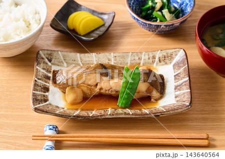 赤かれいの煮付け 赤かれいの煮付け 143640564