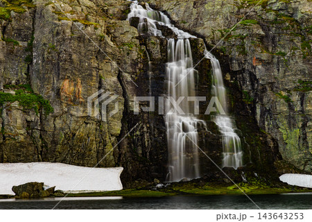 Mountain lake waterfall Flotvatnet Norway 143643253