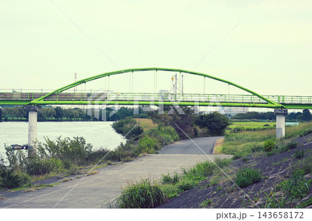 江戸川河川敷 東京都葛飾区 江戸川河川敷 東京都葛飾区 143658172