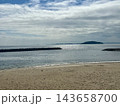 海に浮かぶ島 143658700