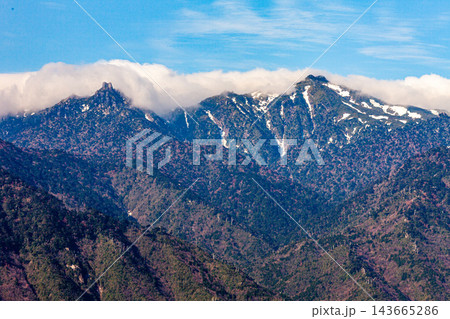 屋久島の春　宮之浦岳　 日本百名山 143665286