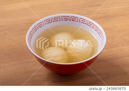 スープ餃子 もち餃子(フカヒレ入り) スープ餃子 もち餃子(フカヒレ入り) 143665670