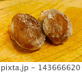 椎茸は冷凍庫で凍らせてうまみも栄養もアップグレード 143666620