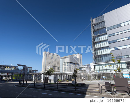 高岡駅前の風景　古城公園口方面　2026年9月 143666734