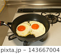 アメリカンな目玉焼き「サニーサイドアップ」ご存じですか 143667004