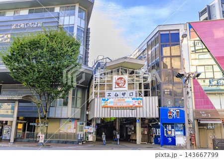 石川県 金沢市 早朝の 近江町市場 石川県 金沢市 早朝の 近江町市場 143667799