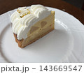 お皿にラフランスタルト 143669547