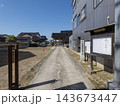 富山県氷見市　円照寺の参道 143673447