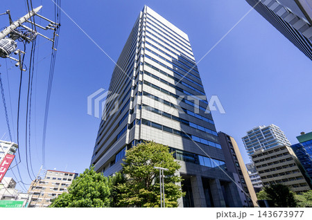 丸井グループ 本社ビルの全景　東京都中野区中野4丁目 143673977