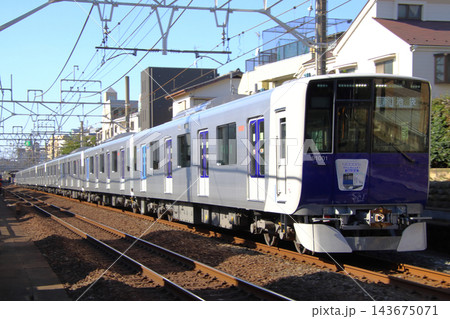 ［TJ］東武東上線90000系電車（デビュー記念HM） 143675071