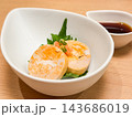 あん肝とポン酢。ネギと大葉を添えて。クローズアップ。 143686019