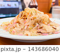 和食の皿うどん。揚げた麺に野菜たっぷりのあんかけを乗せた長崎県の郷土料理。 143686040