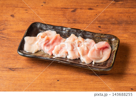 コリコリした食感と濃厚な旨味のホルモン「赤センマイ(ギアラ)」 コリコリした食感と濃厚な旨味のホルモン「赤センマイ(ギアラ)」 143688255
