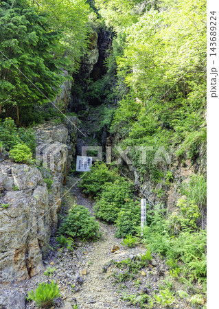 生野銀山　露天掘跡　慶寿ひ　兵庫県朝来市 143689224