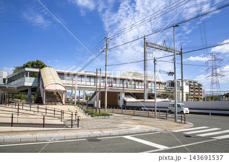 西日本鉄道の大牟田線の三国が丘駅の風景 西日本鉄道の大牟田線の三国が丘駅の風景 143691537