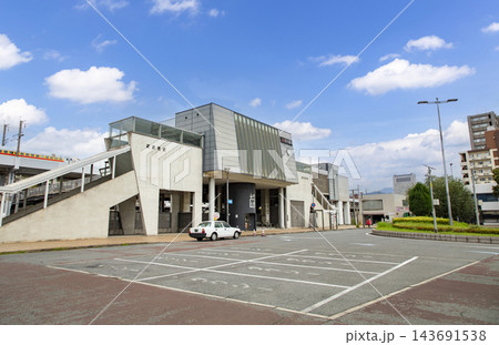 JR九州鹿児島本線、日豊本線の西小倉駅の風景 143691538