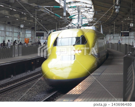 ドクターイエロー のぞみ検測 熱海駅 ドクターイエロー のぞみ検測 熱海駅 143696480
