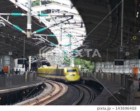 ドクターイエロー のぞみ検測 熱海駅 ドクターイエロー のぞみ検測 熱海駅 143696488