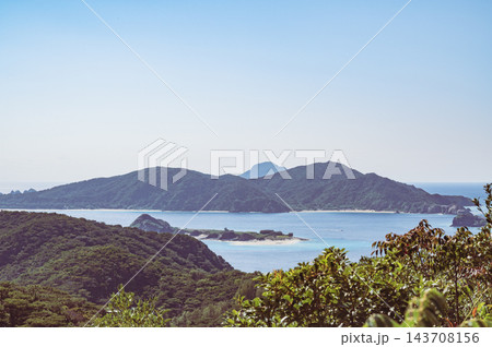 慶良間諸島　高月山展望台からの景色（阿嘉島方面） 143708156