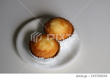 ふんわりカップケーキ 143708504