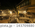 熊本県　雪が積もる黒川温泉 143709880