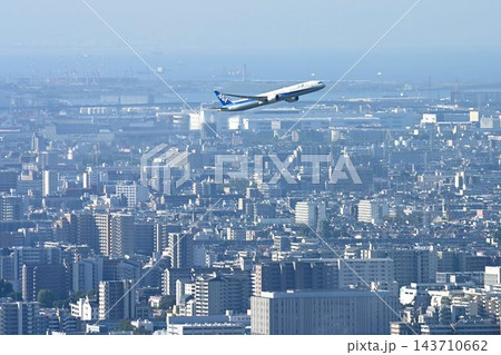 池田市五月山 五月平展望台 大阪伊丹空港を一望 池田市五月山 五月平展望台 大阪伊丹空港を一望 143710662