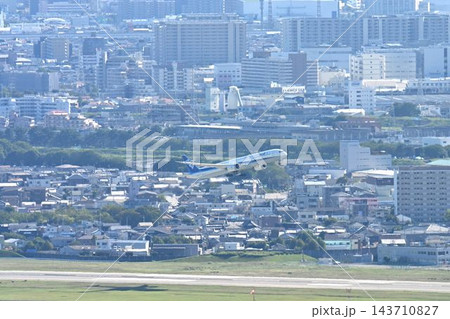 池田市五月山 五月平展望台 大阪伊丹空港を一望 池田市五月山 五月平展望台 大阪伊丹空港を一望 143710827